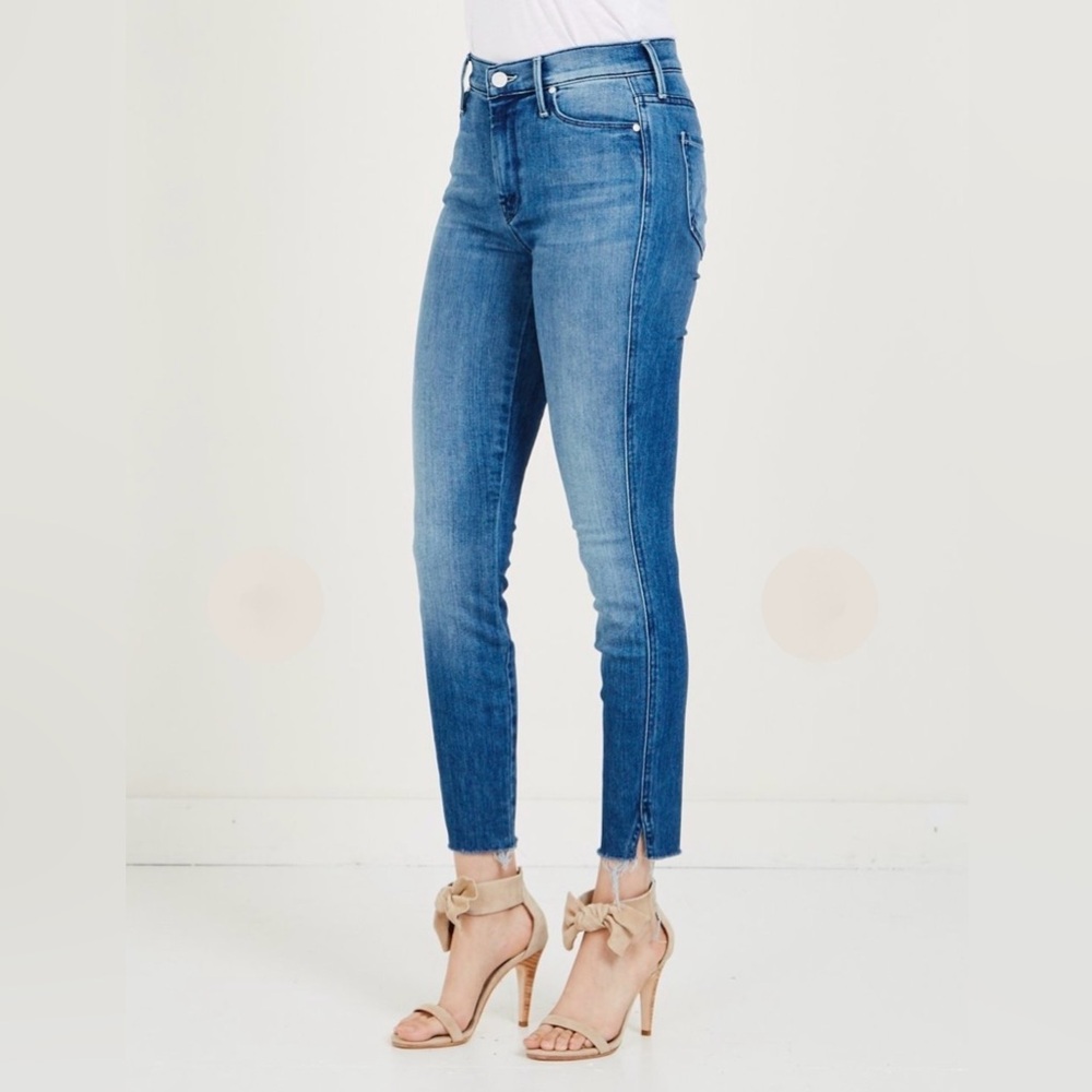 NWT Mother The Vamp Fray Jean in wash Crack the Whip